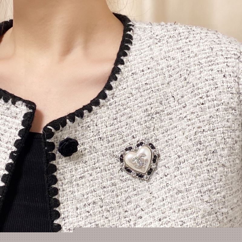 Ch*el brooches